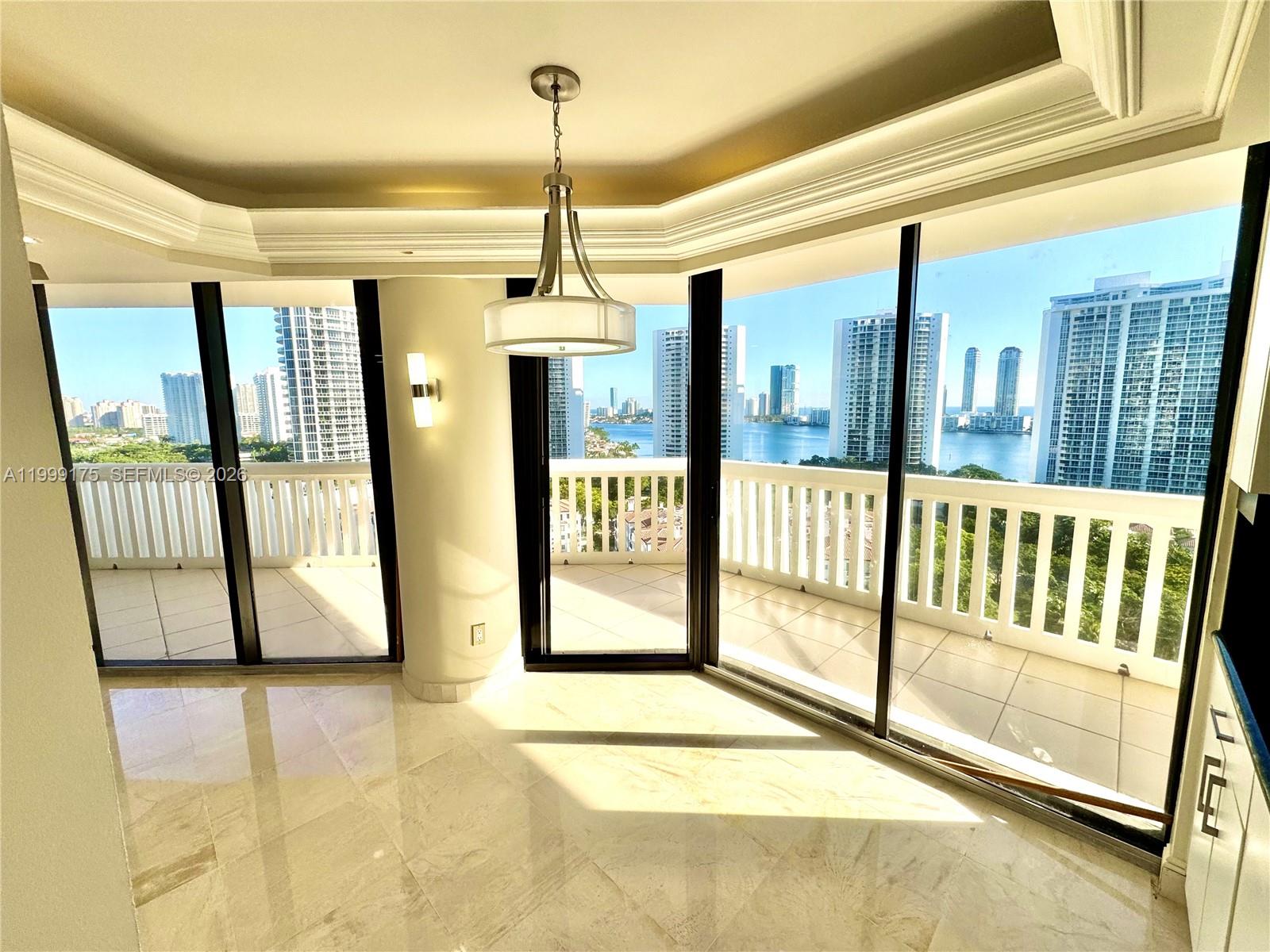 2000 Island Blvd #1801, Aventura FL 33160