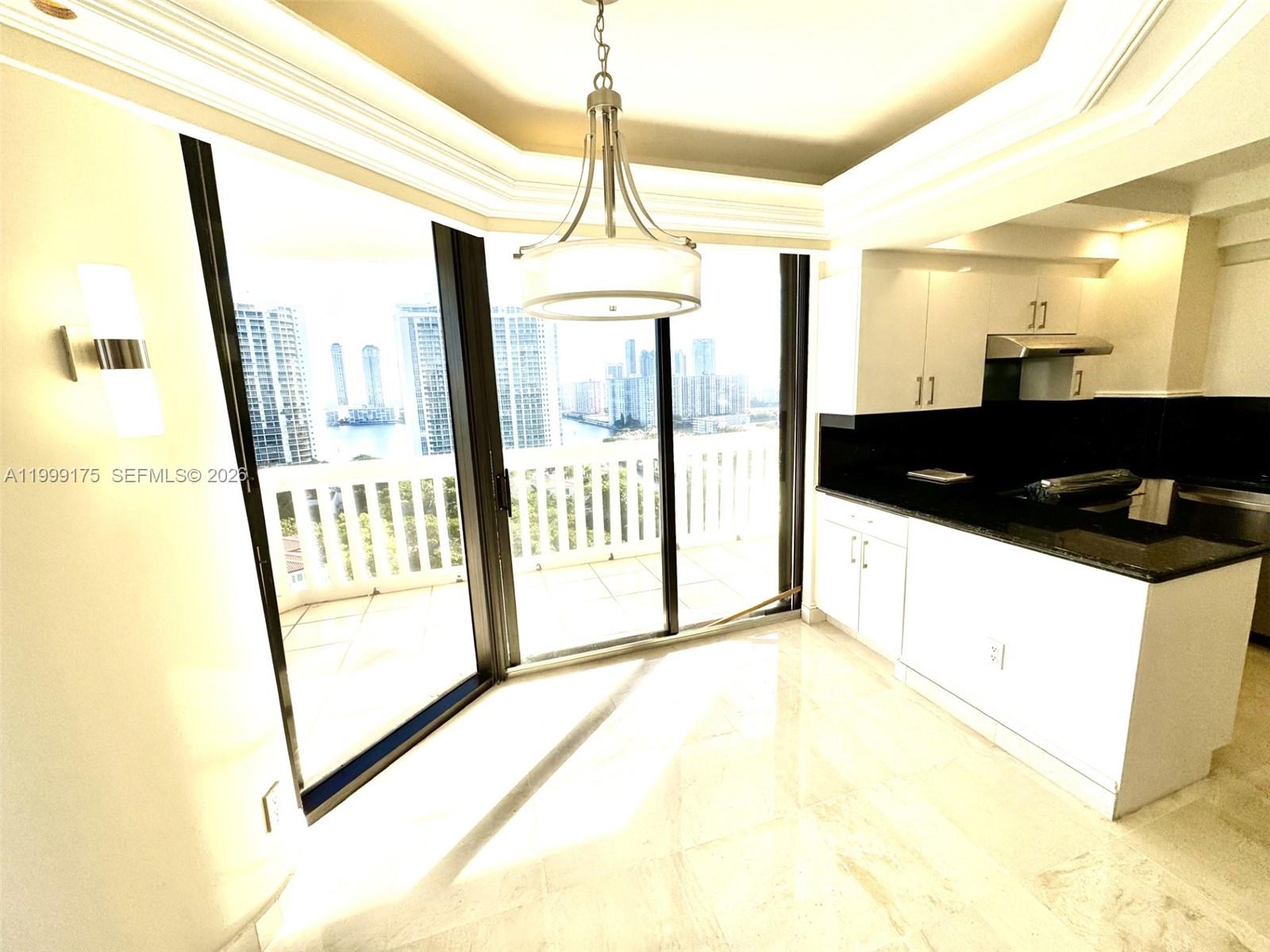 2000 Island Blvd #1801, Aventura FL 33160