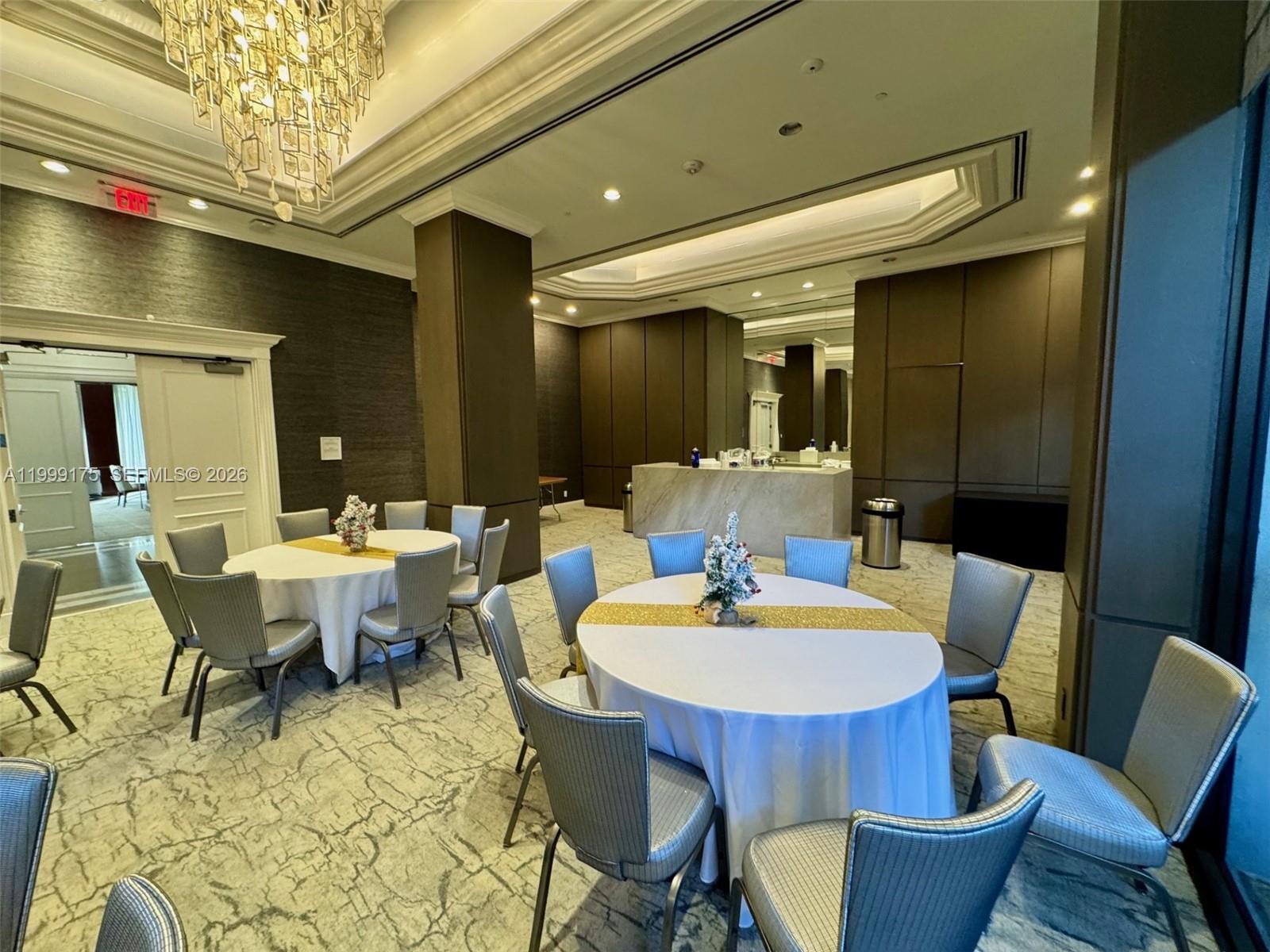 2000 Island Blvd #1801, Aventura FL 33160