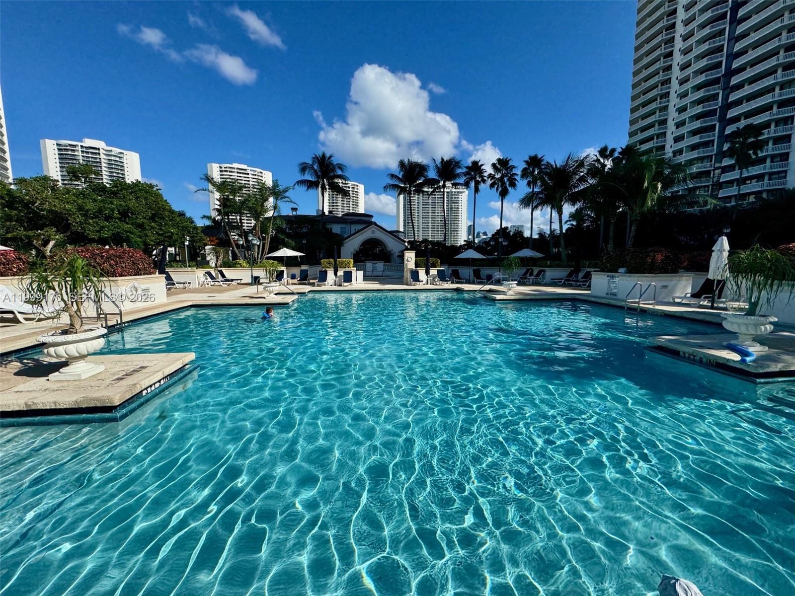 2000 Island Blvd #1801, Aventura FL 33160