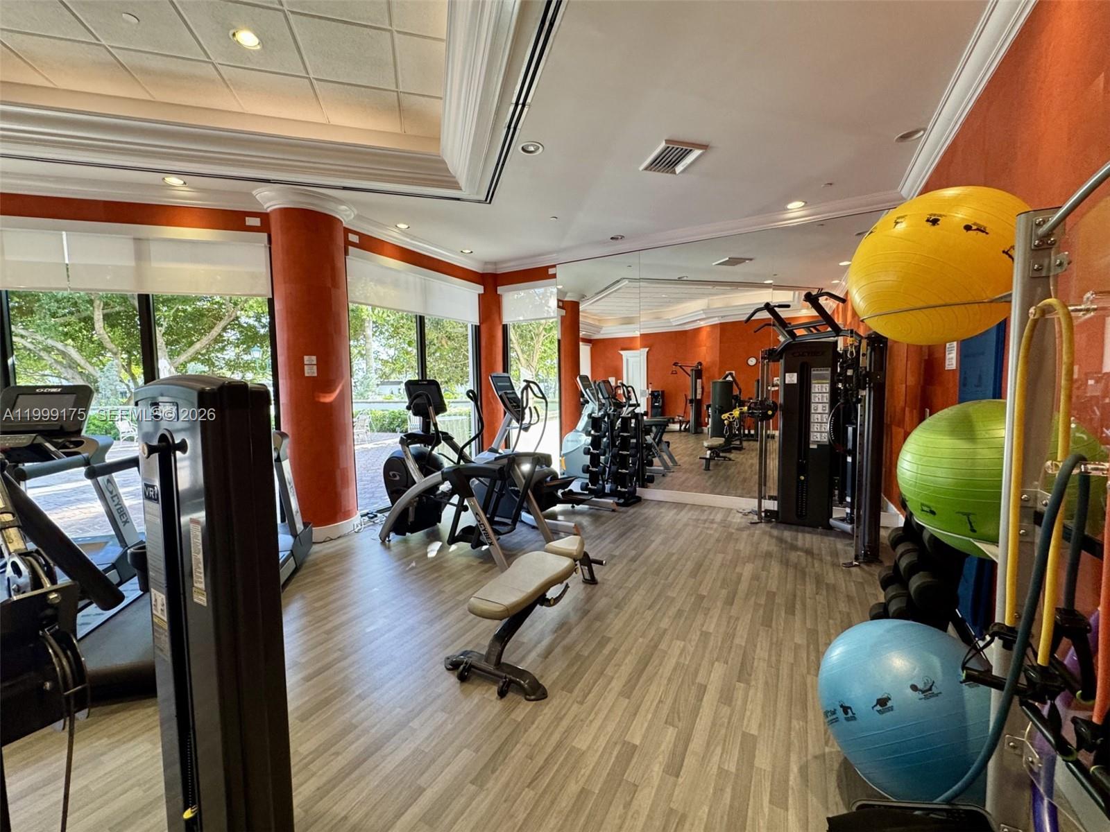 2000 Island Blvd #1801, Aventura FL 33160