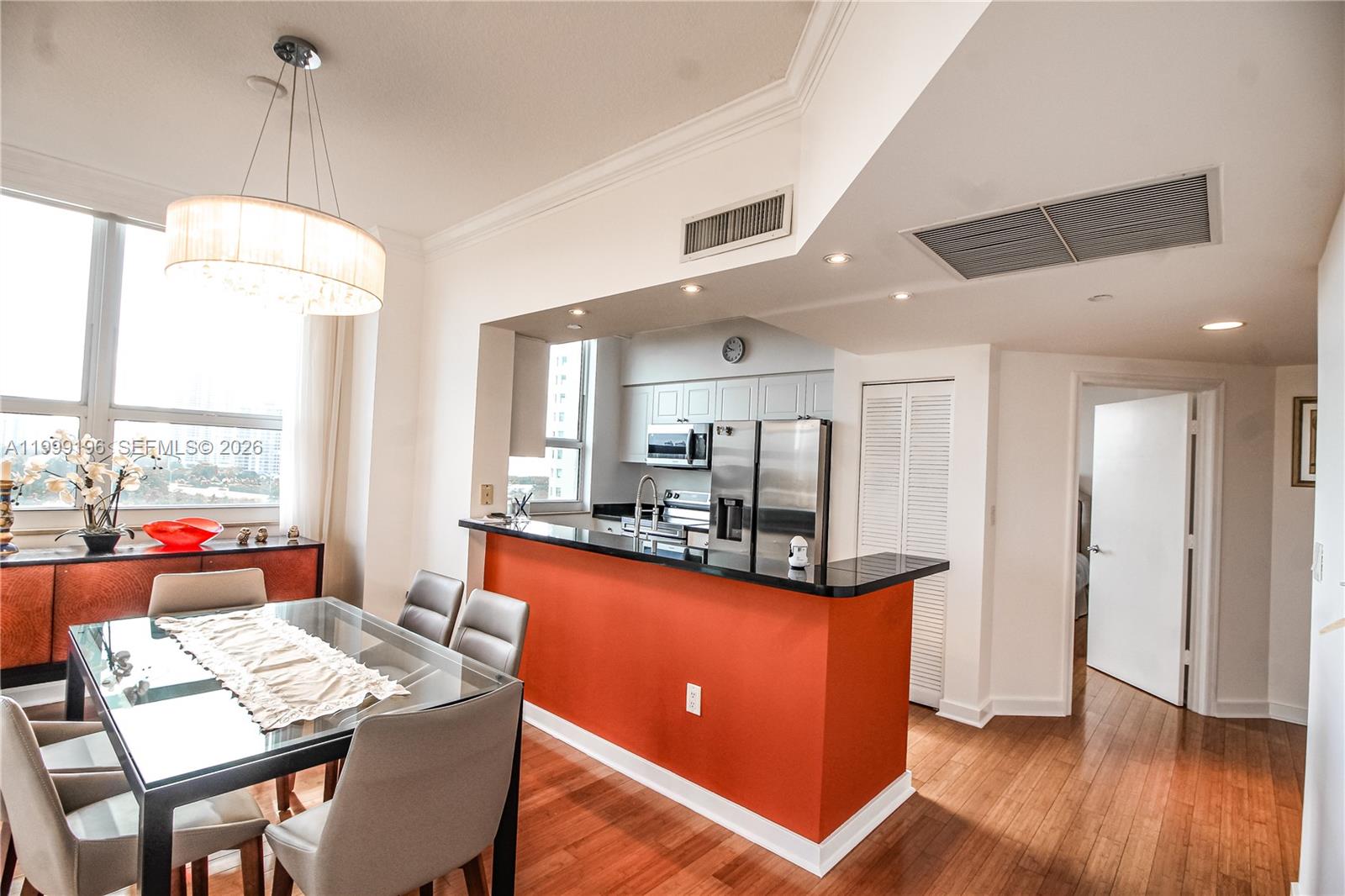 19501 W Country Club Dr #1014, Aventura FL 33180