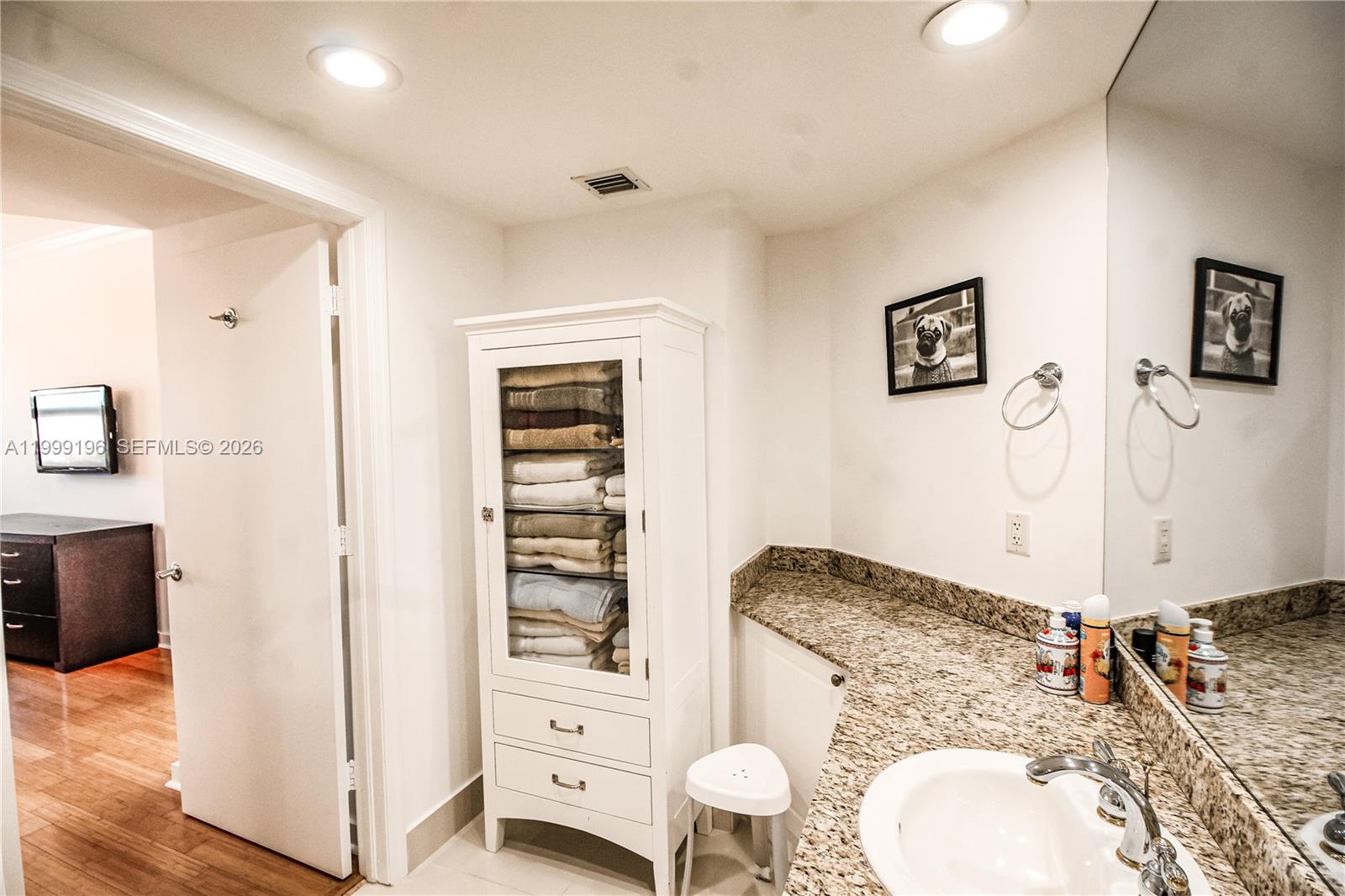 19501 W Country Club Dr #1014, Aventura FL 33180