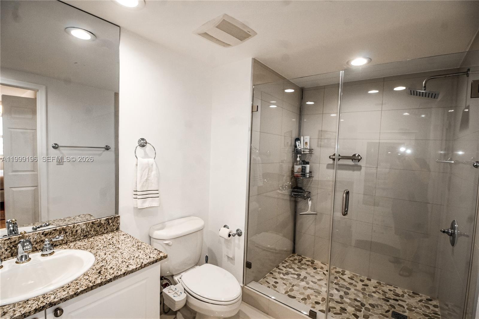 19501 W Country Club Dr #1014, Aventura FL 33180