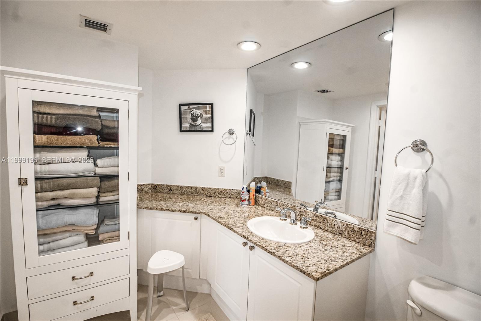 19501 W Country Club Dr #1014, Aventura FL 33180