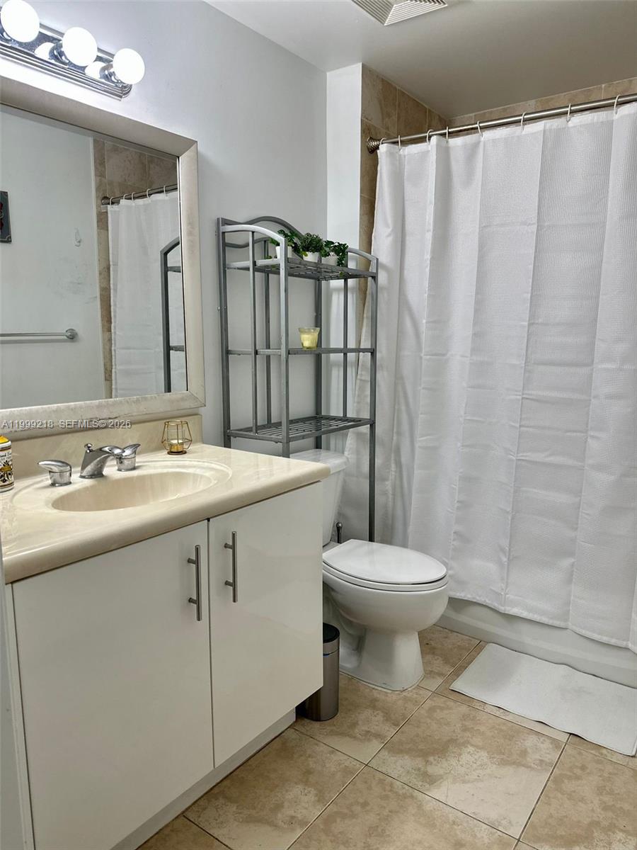 7900 Harbor Island Dr #610, North Bay Village FL 33141