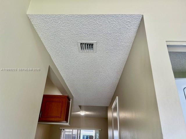 16648 Hemingway Dr, Weston FL 33326