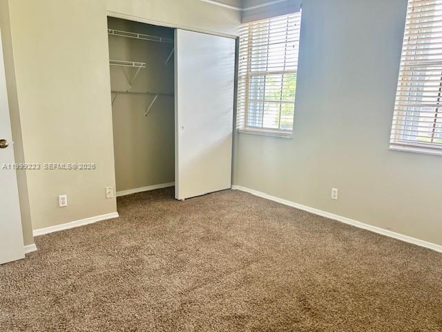 16648 Hemingway Dr, Weston FL 33326