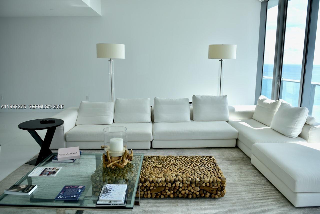 17475 Collins Ave #2802, Sunny Isles Beach FL 33160