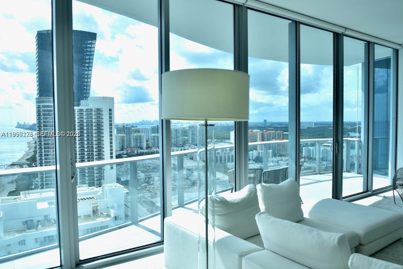 17475 Collins Ave #2802, Sunny Isles Beach FL 33160