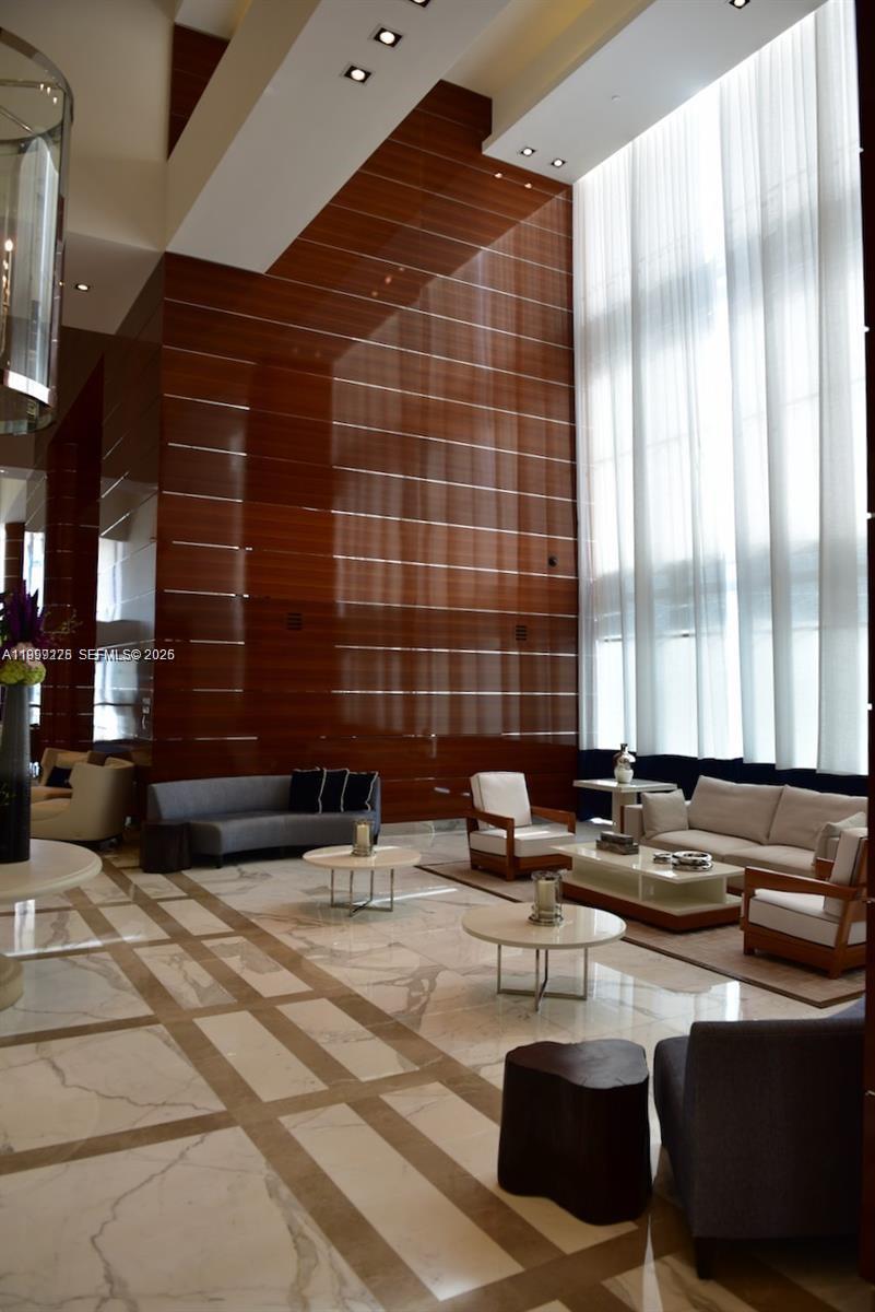 17475 Collins Ave #2802, Sunny Isles Beach FL 33160
