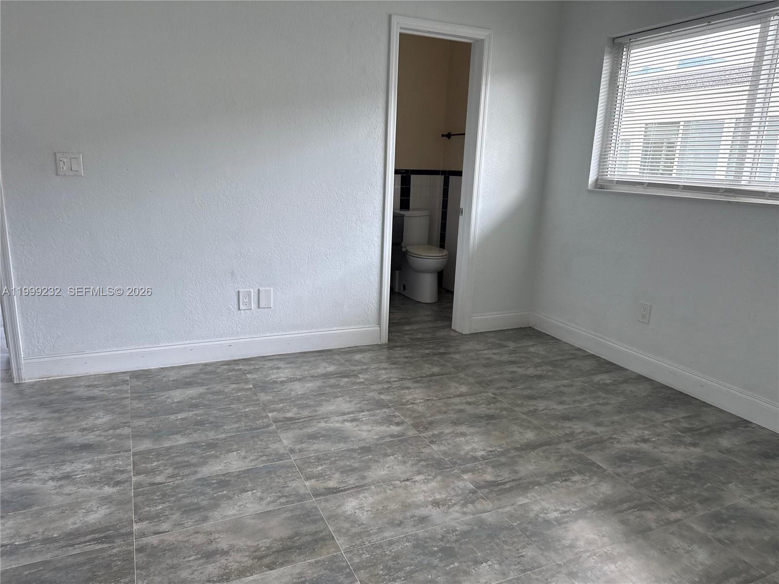 3681 NE 170th St #4, North Miami Beach FL 33160