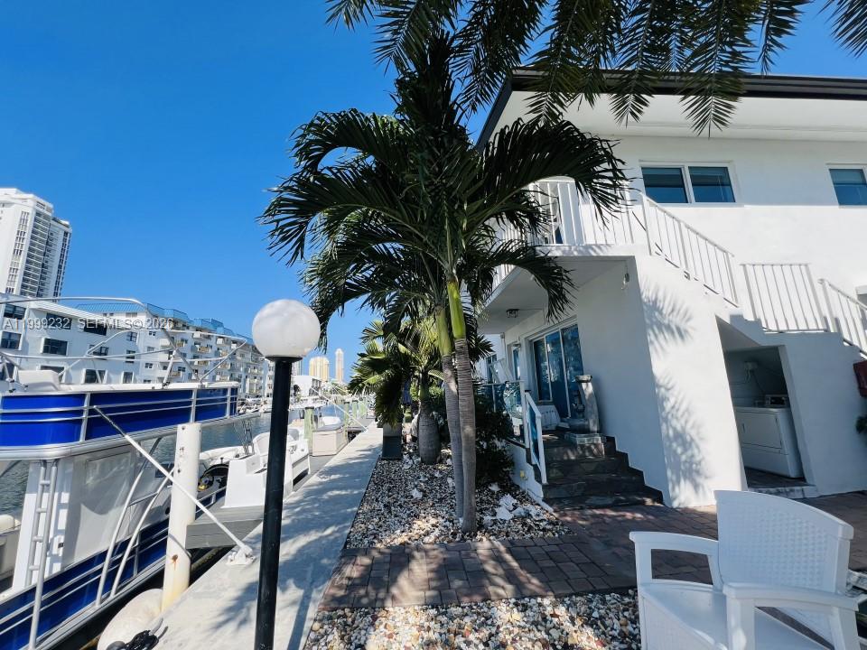 3681 NE 170th St #4, North Miami Beach FL 33160