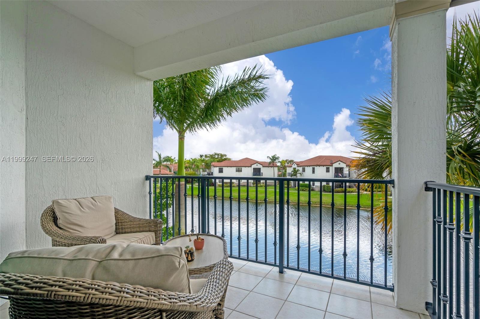 11778 SW 13th Ln, Pembroke Pines FL 33025