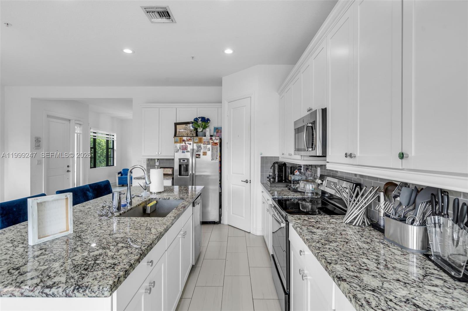 11778 SW 13th Ln, Pembroke Pines FL 33025