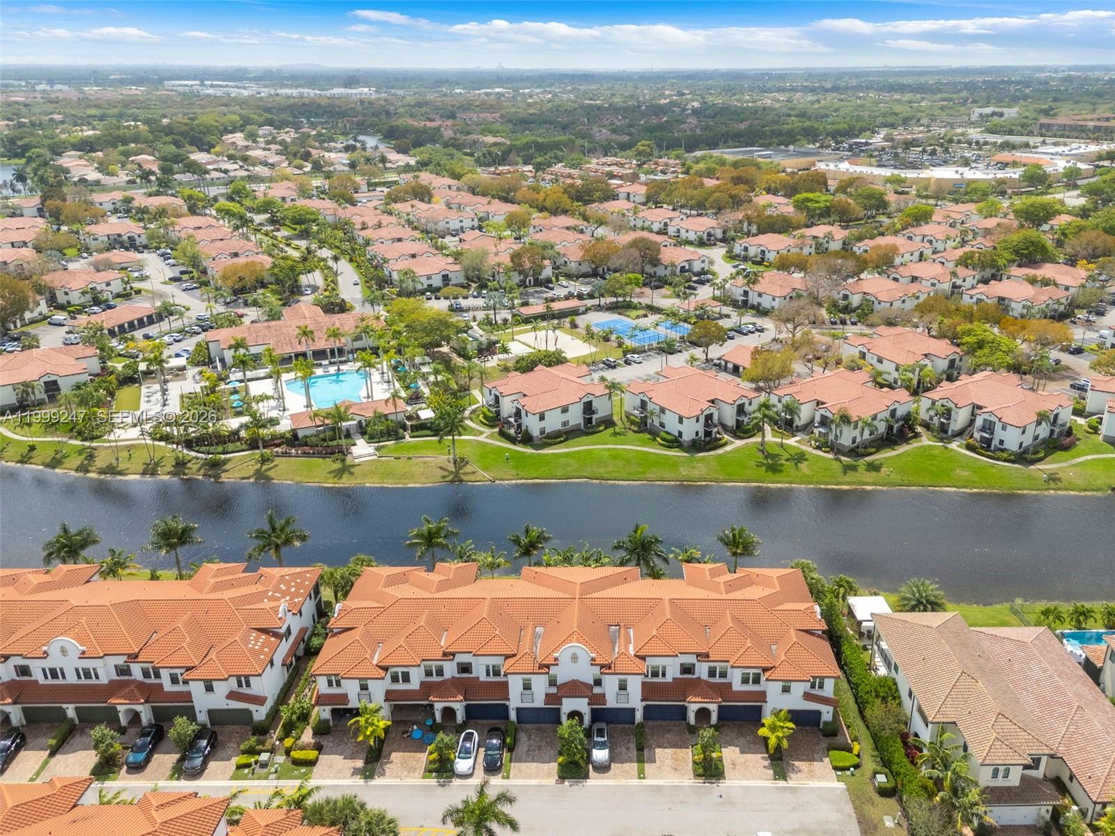 11778 SW 13th Ln, Pembroke Pines FL 33025