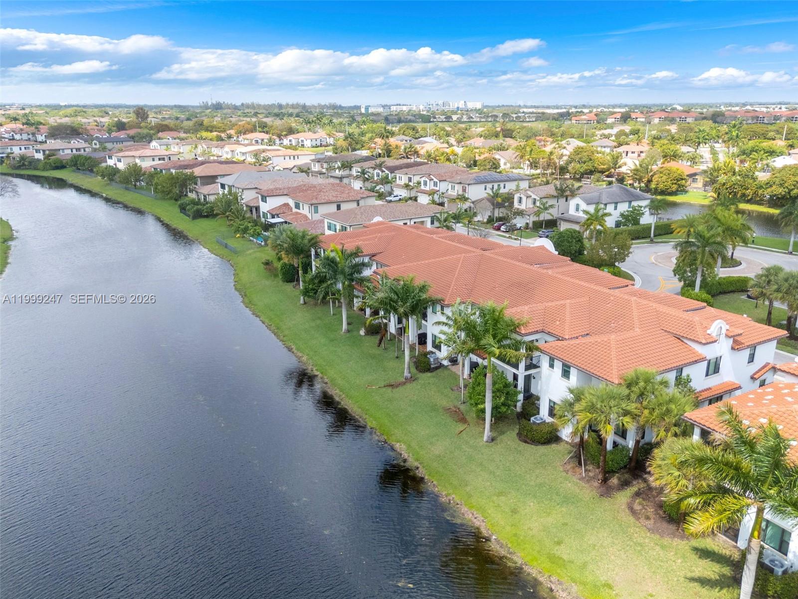11778 SW 13th Ln, Pembroke Pines FL 33025