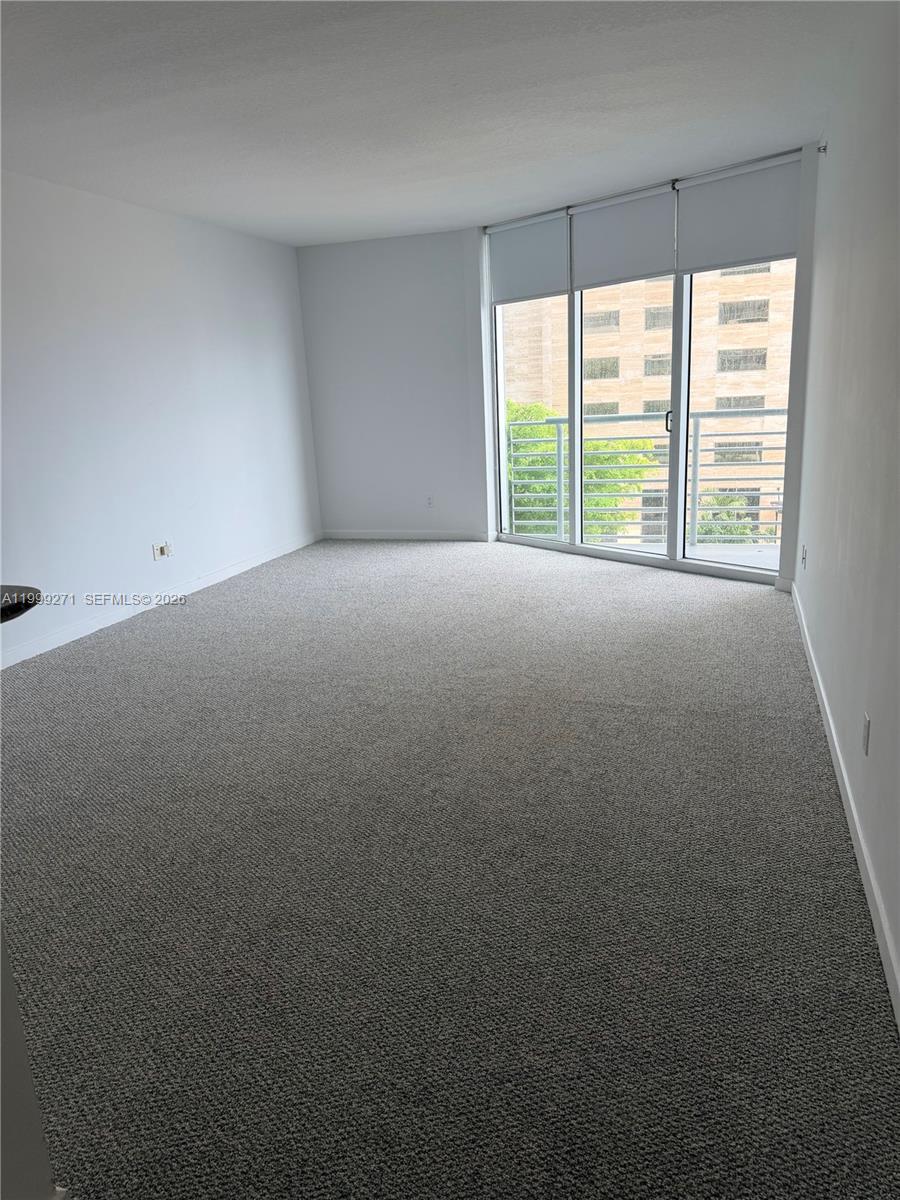 335 S Biscayne Blvd #1004, Miami FL 33131