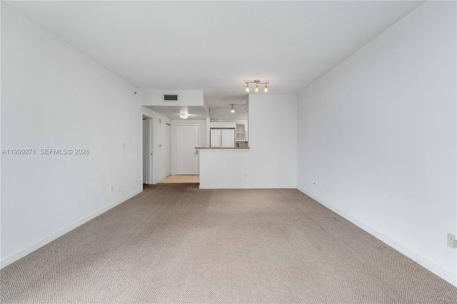335 S Biscayne Blvd #1004, Miami FL 33131