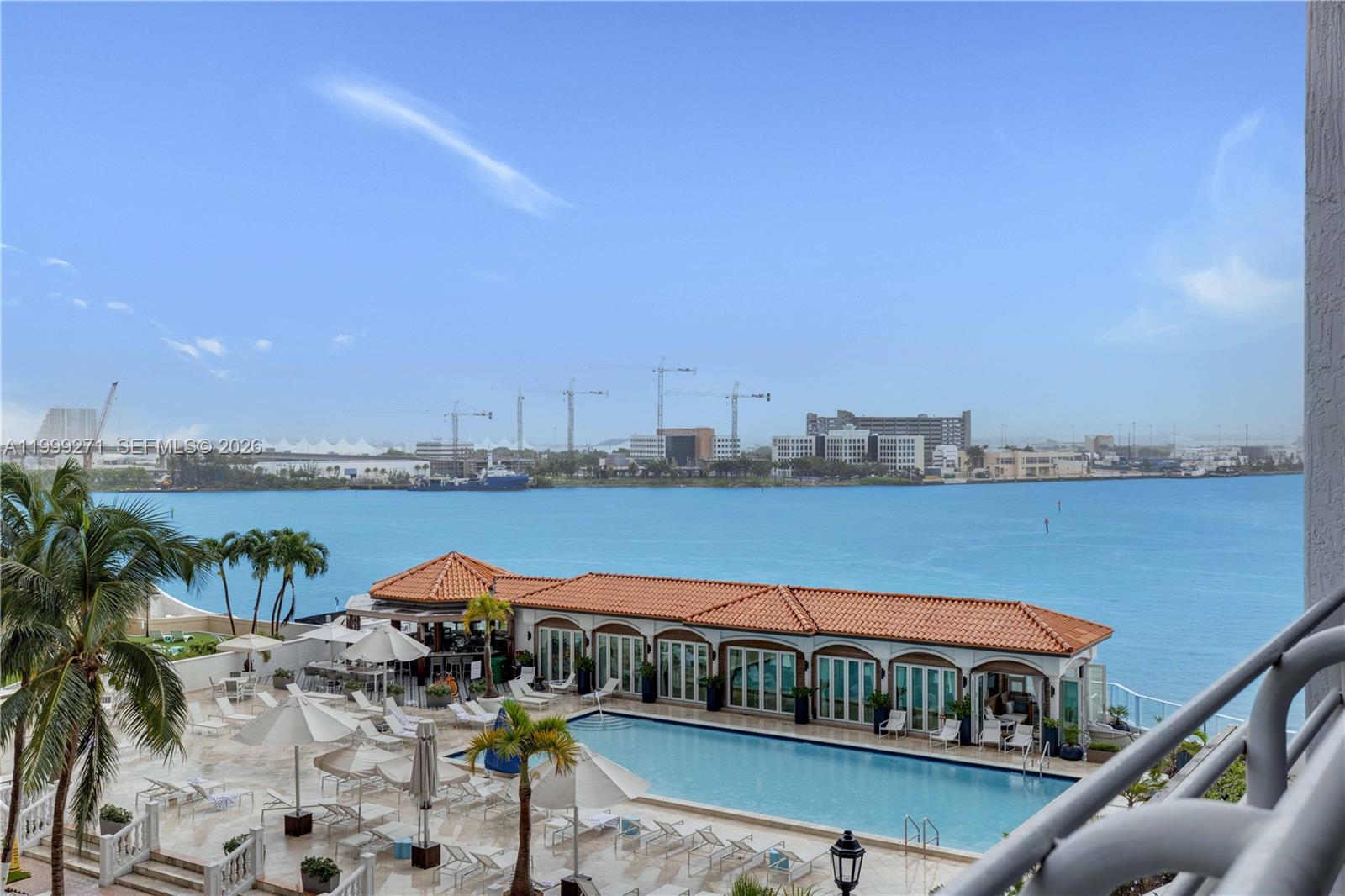 335 S Biscayne Blvd #1004, Miami FL 33131
