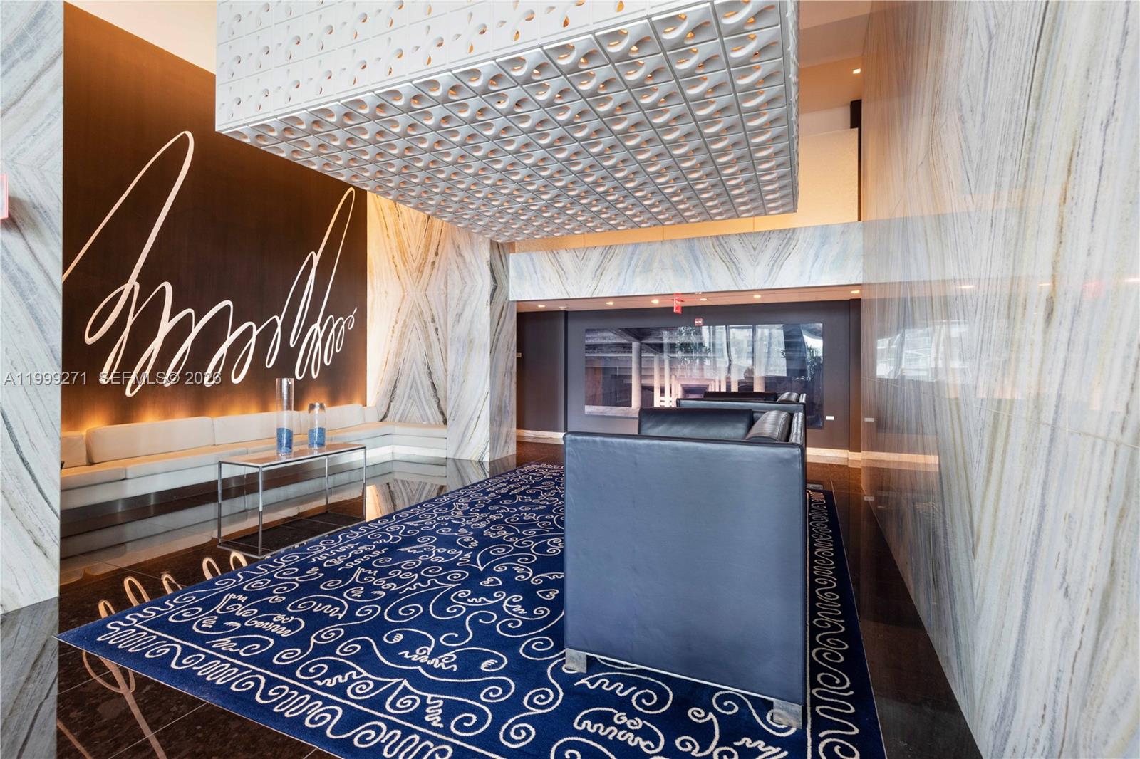 335 S Biscayne Blvd #1004, Miami FL 33131