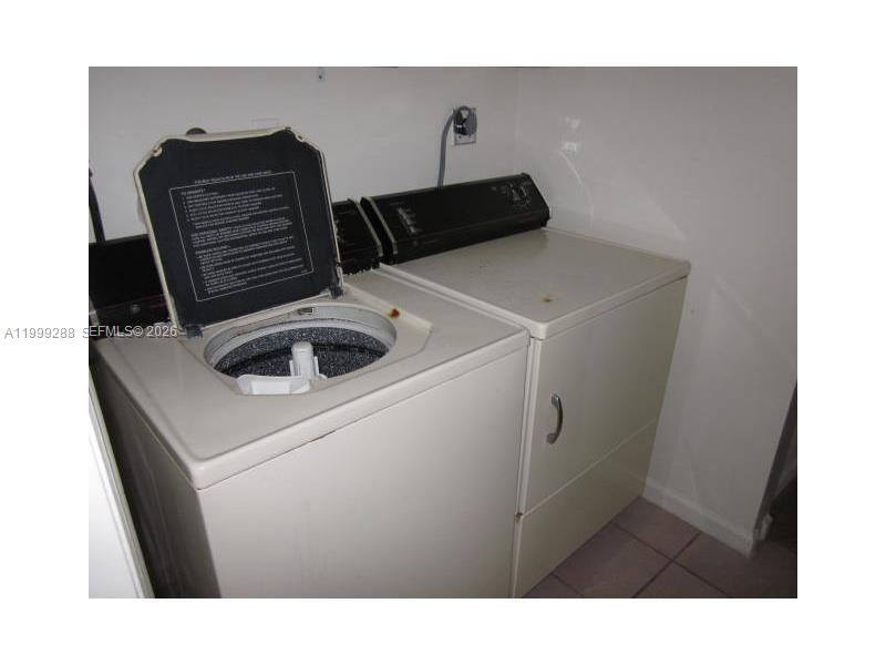 9721 SW 155 AV, Miami FL 33196