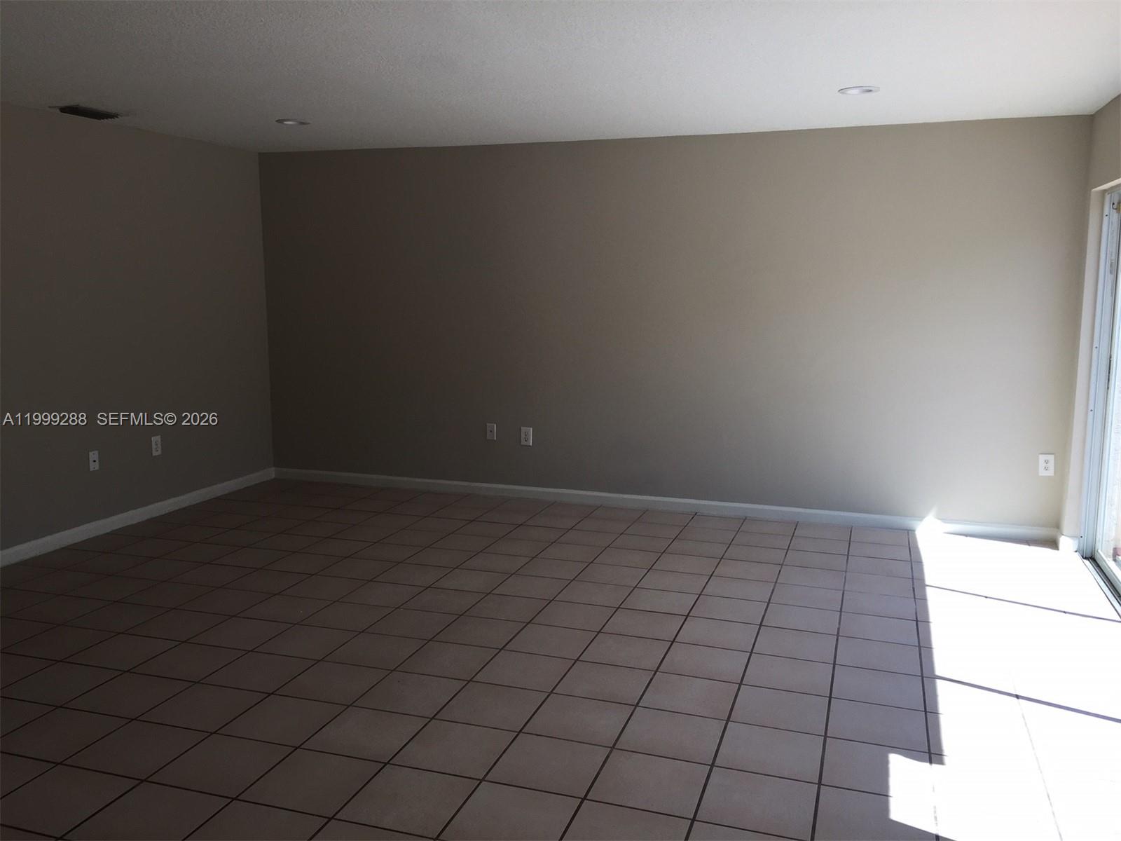 9721 SW 155 AV, Miami FL 33196