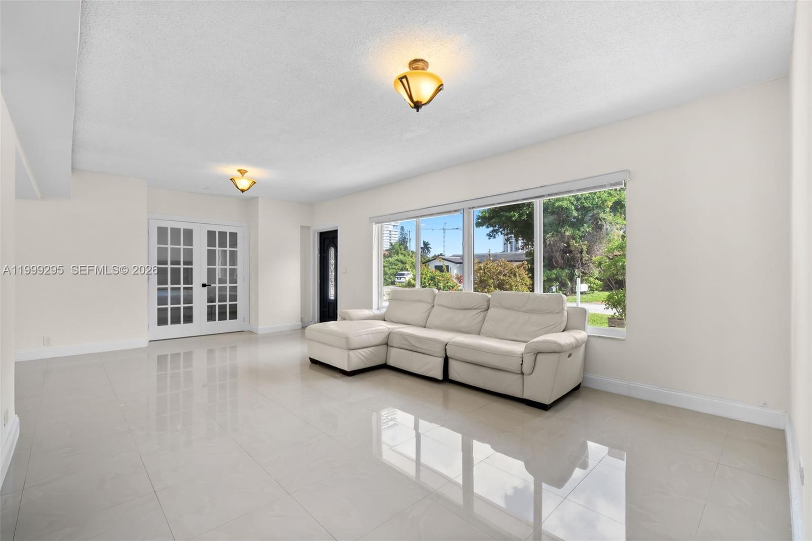 261 188th St #261, Sunny Isles Beach FL 33160