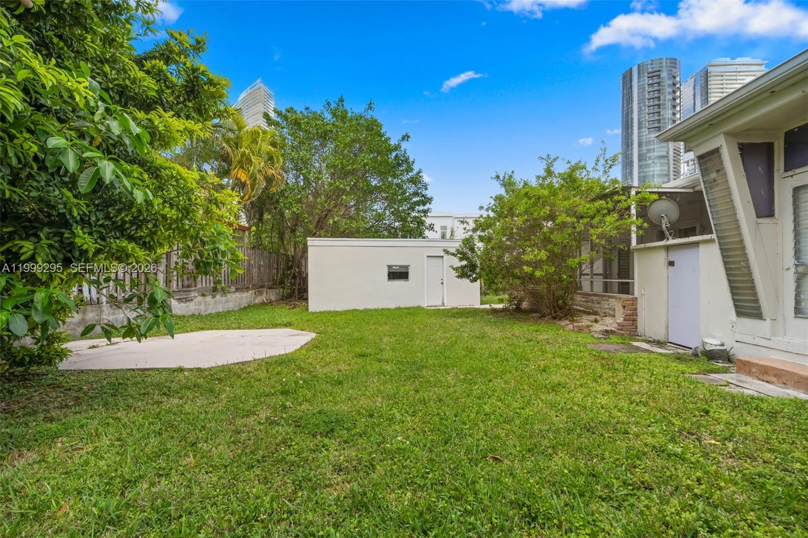 261 188th St #261, Sunny Isles Beach FL 33160