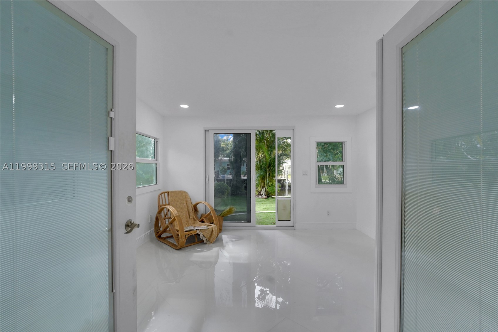 1137 SW 8th Ave, Fort Lauderdale FL 33315