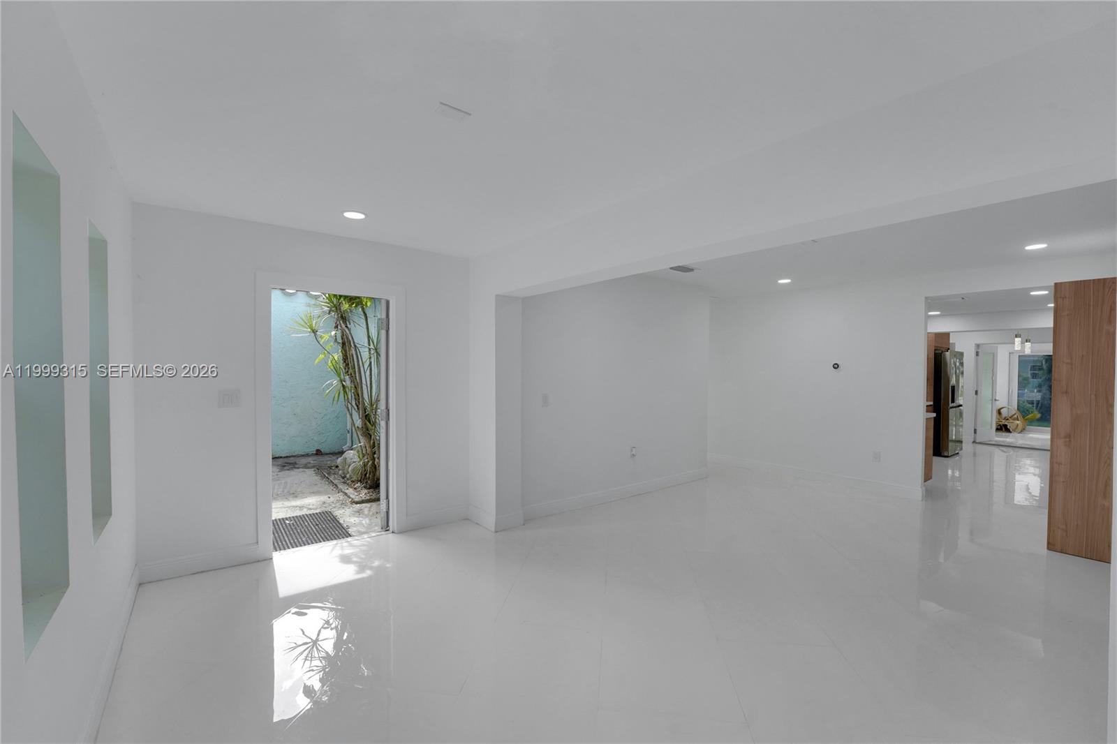 Fort Lauderdale FL 33315 - A11999315