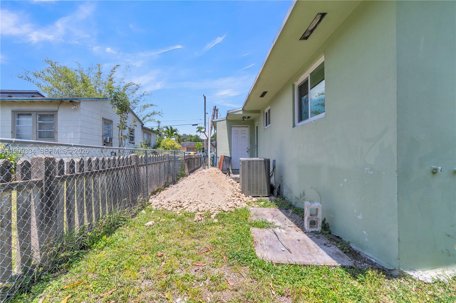 1730 NW 55th Ter #1730, Miami FL 33142