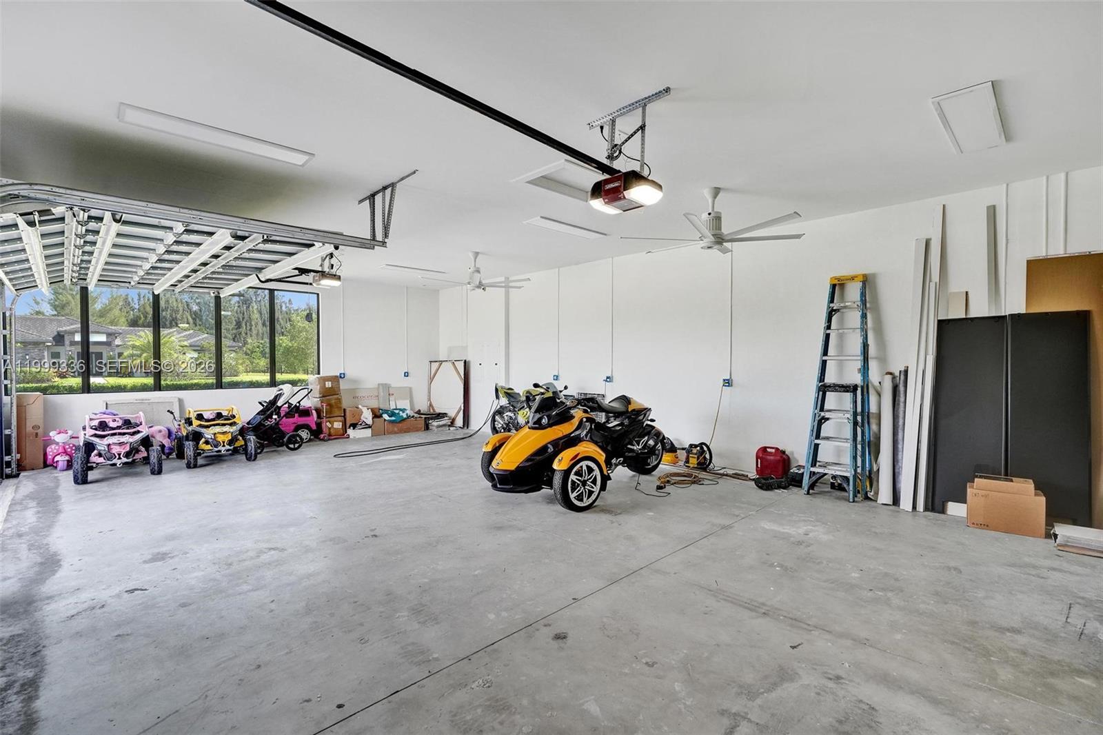 17811 SW 58th St, Southwest Ranches FL 33331