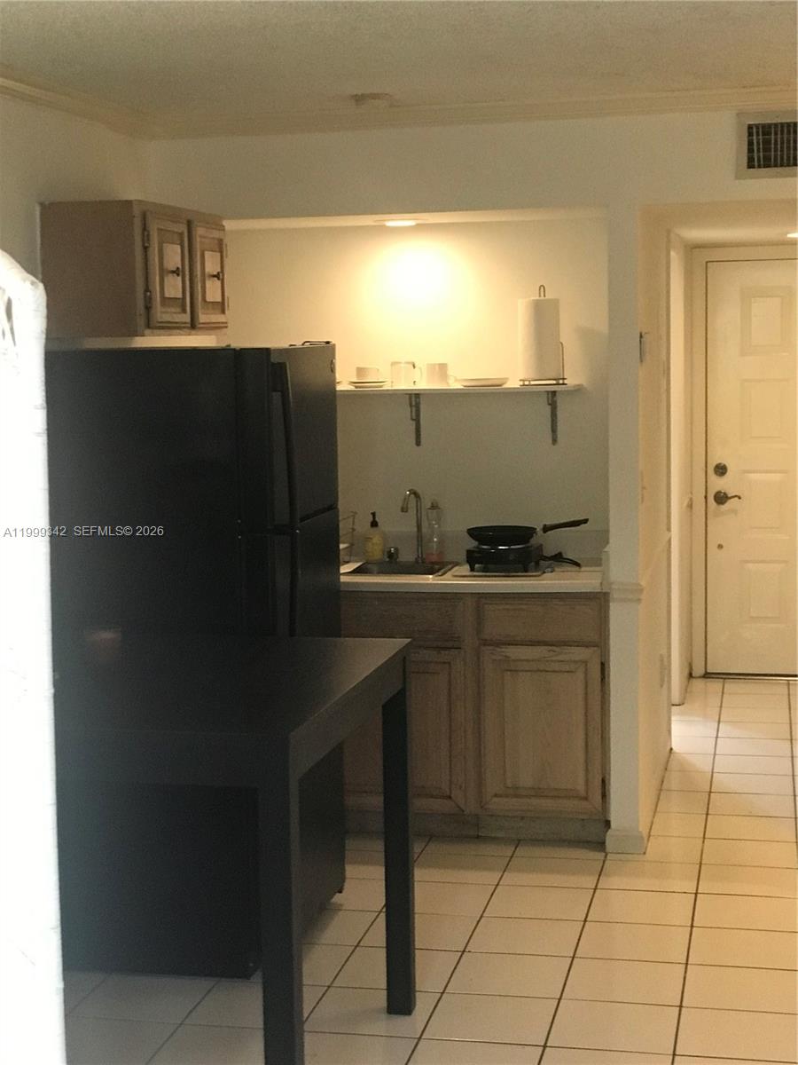 1280 S Alhambra Cir #1111B, Coral Gables FL 33146