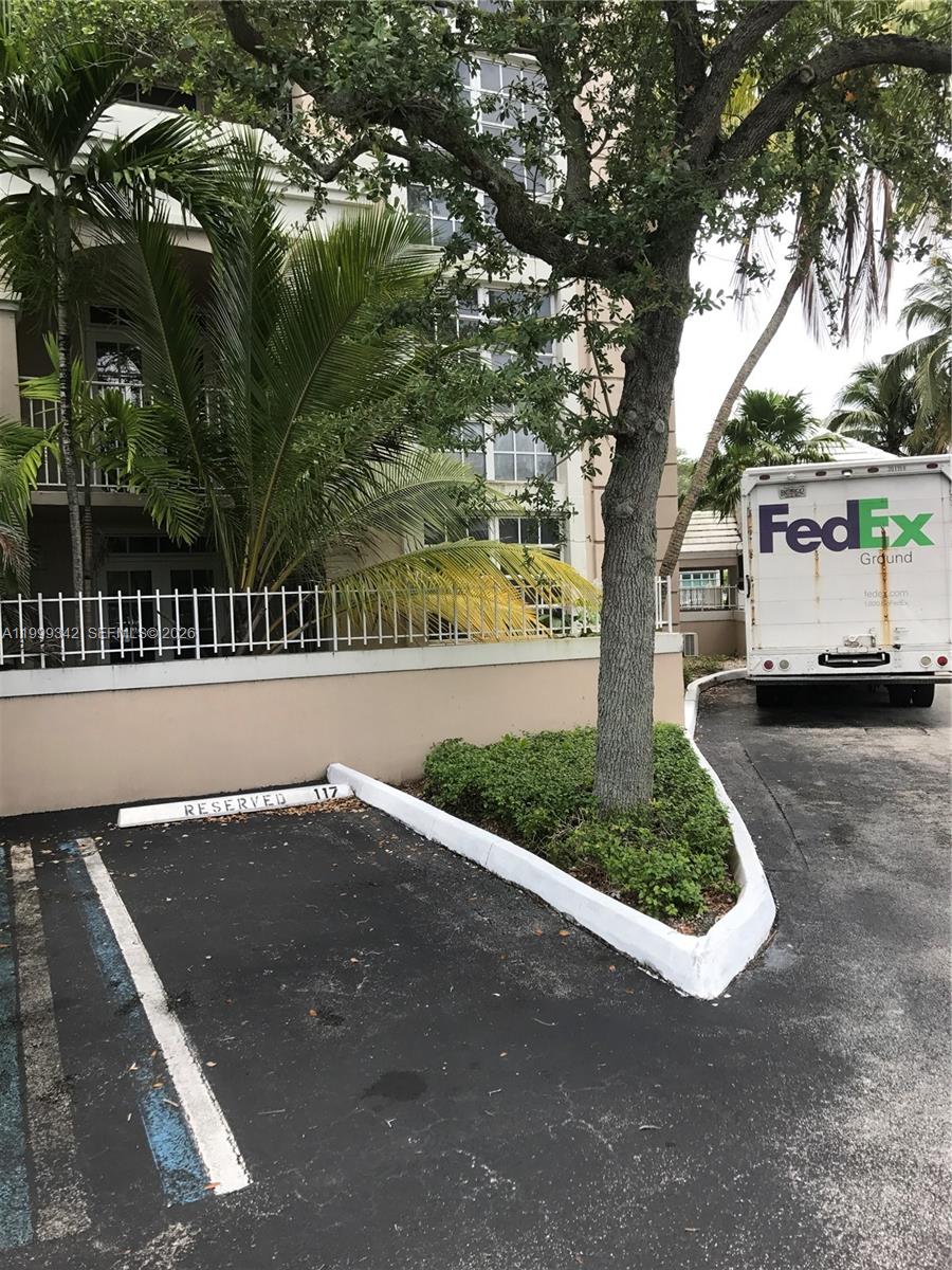 1280 S Alhambra Cir #1111B, Coral Gables FL 33146