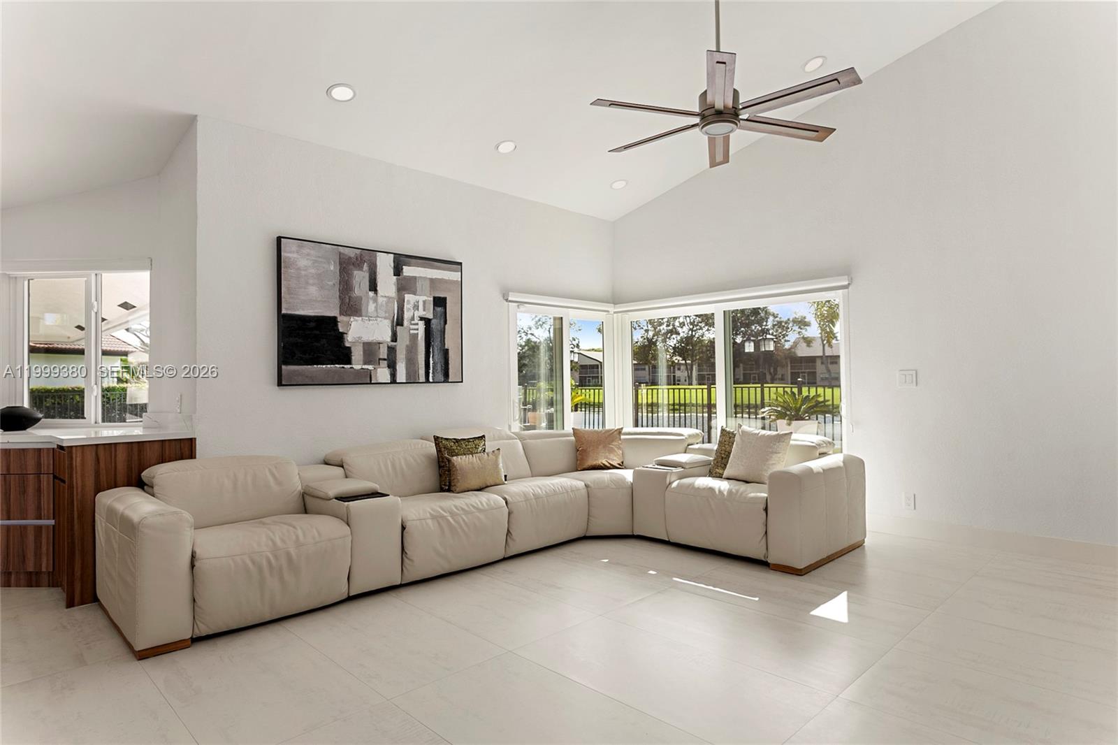 7709 NW 87th Ave, Tamarac FL 33321