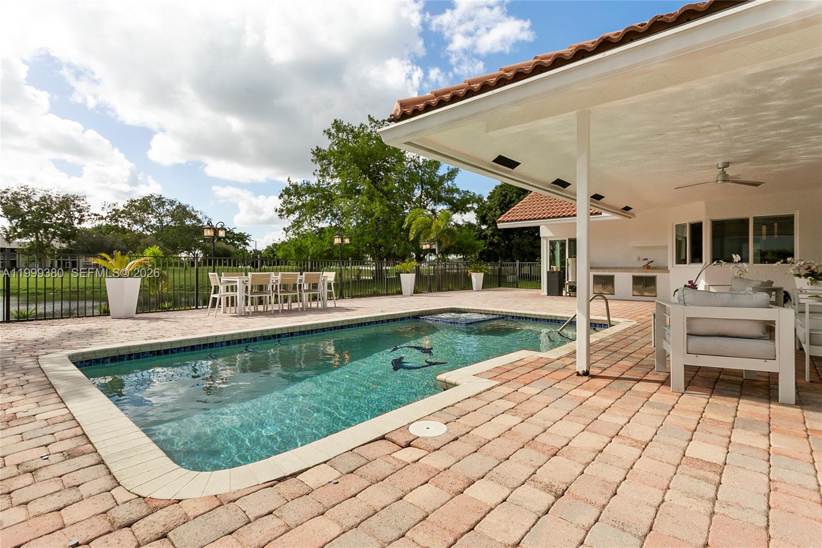 7709 NW 87th Ave, Tamarac FL 33321
