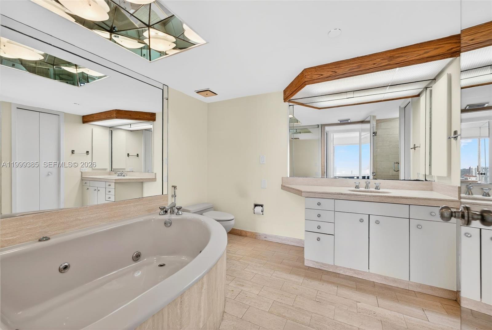 19355 Turnberry Way #24C, Aventura FL 33180