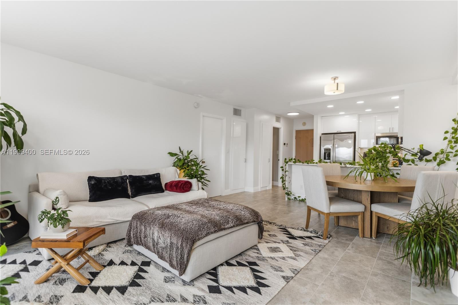 340 Sunset Dr #407, Fort Lauderdale FL 33301