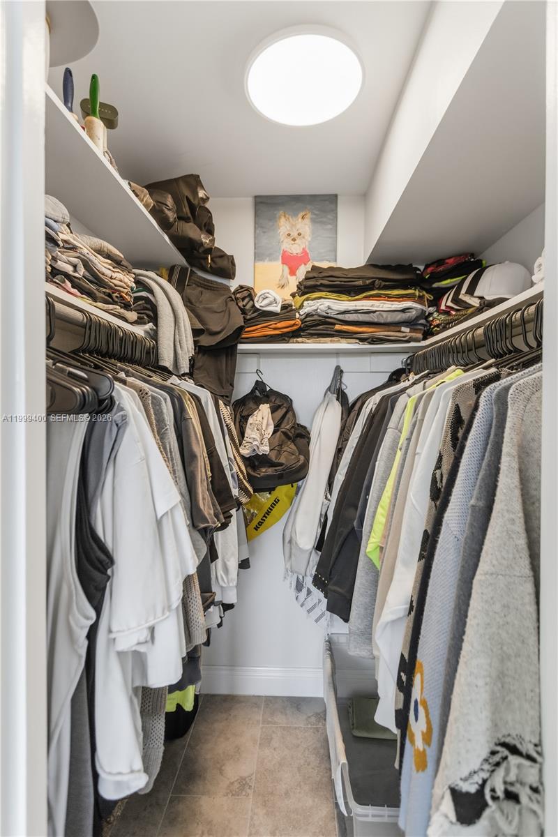 340 Sunset Dr #407, Fort Lauderdale FL 33301
