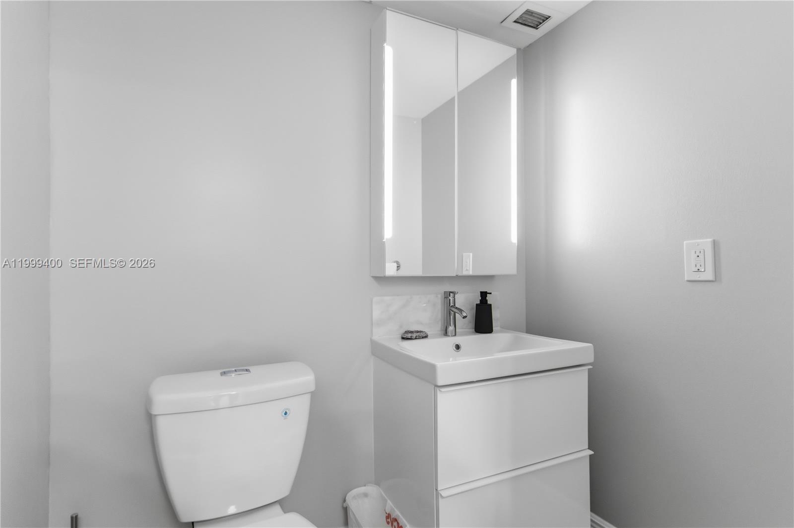 340 Sunset Dr #407, Fort Lauderdale FL 33301