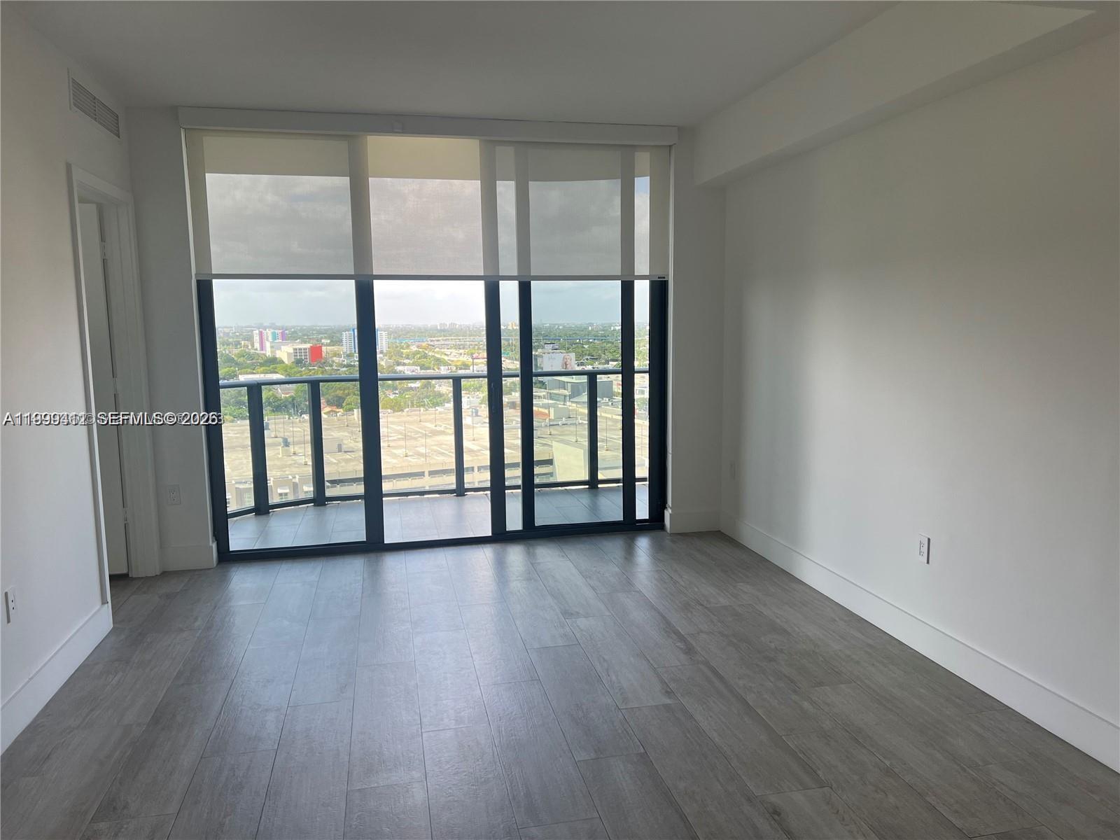 121 NE 34th St #1610, Miami FL 33137