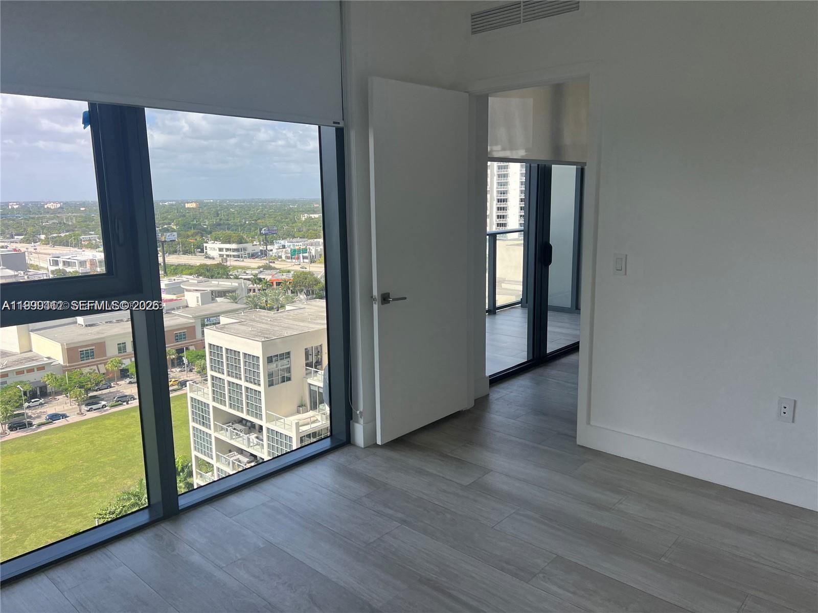 121 NE 34th St #1610, Miami FL 33137