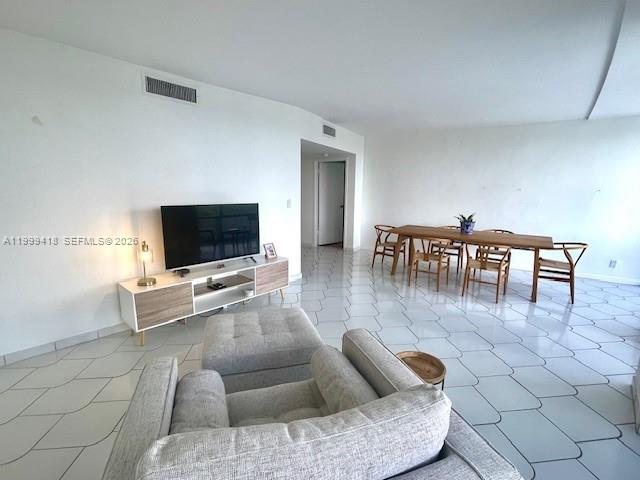 900 Bay Dr #311, Miami Beach FL 33141