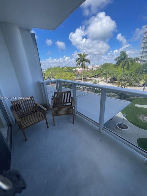 900 Bay Dr #311, Miami Beach FL 33141
