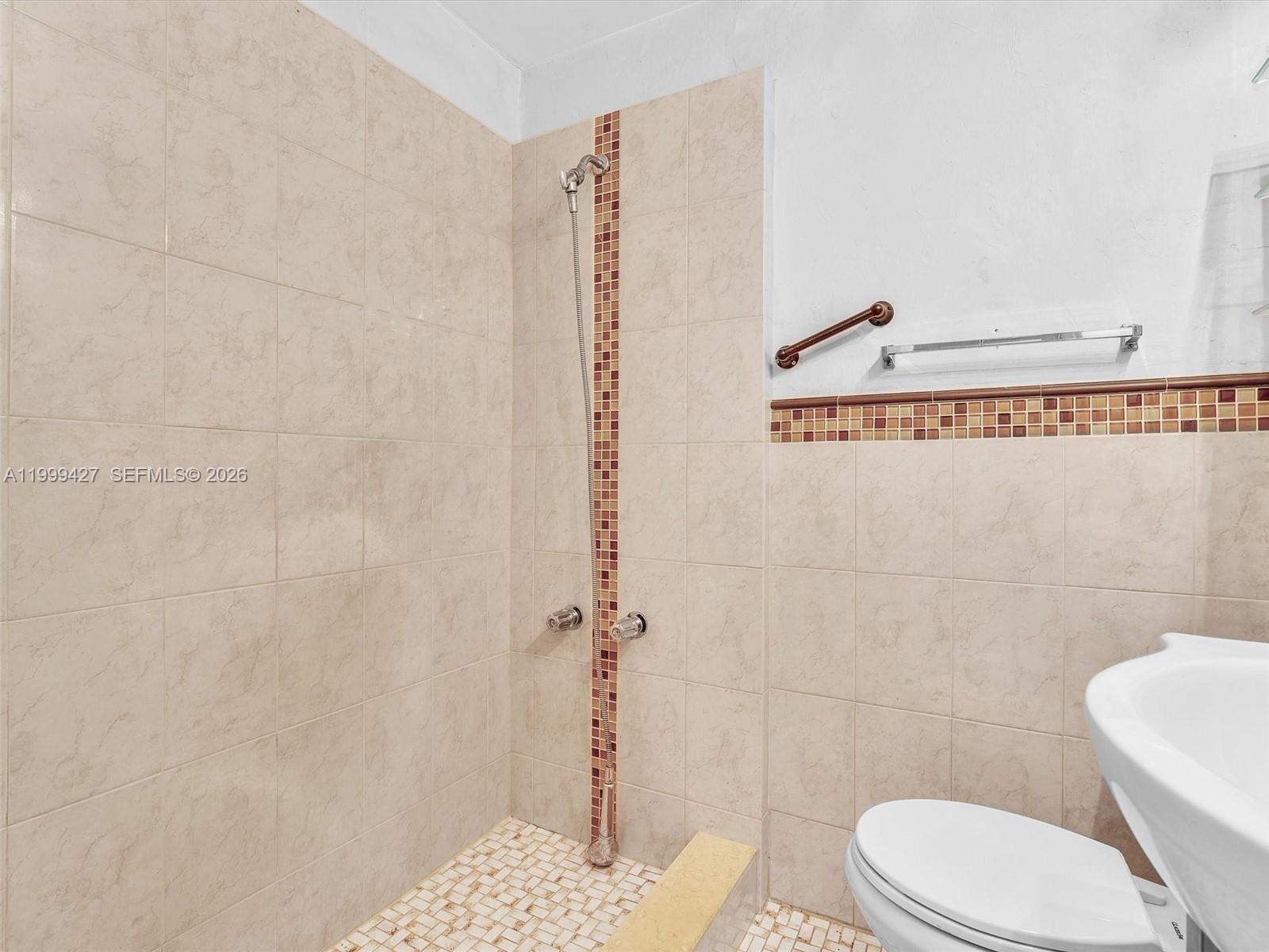 10 SW 72nd Ave, Miami FL 33144