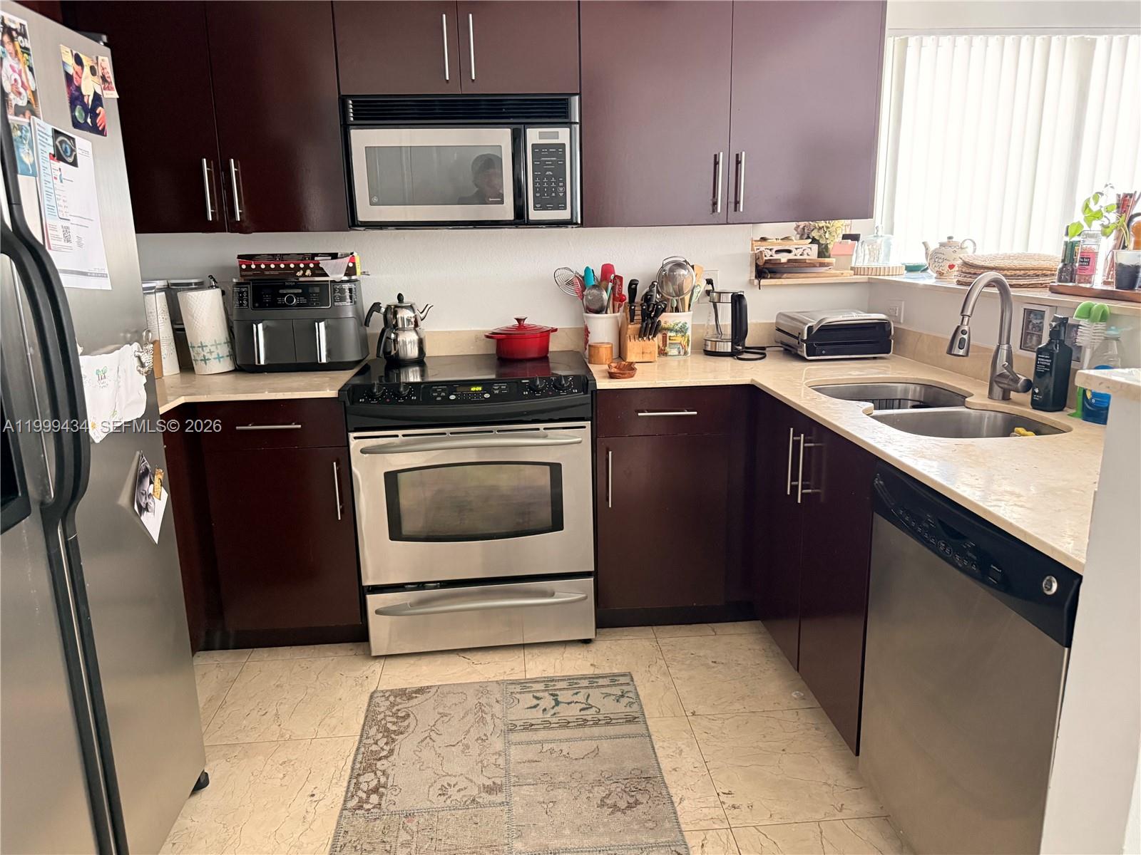 10 Aragon Ave #1104, Coral Gables FL 33134