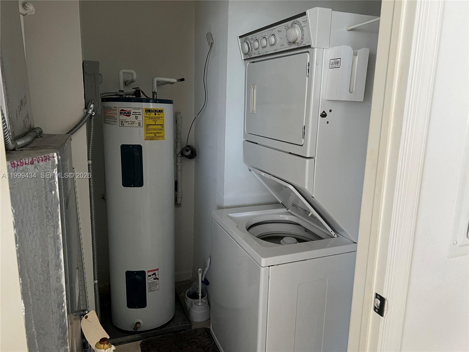 10 Aragon Ave #1104, Coral Gables FL 33134