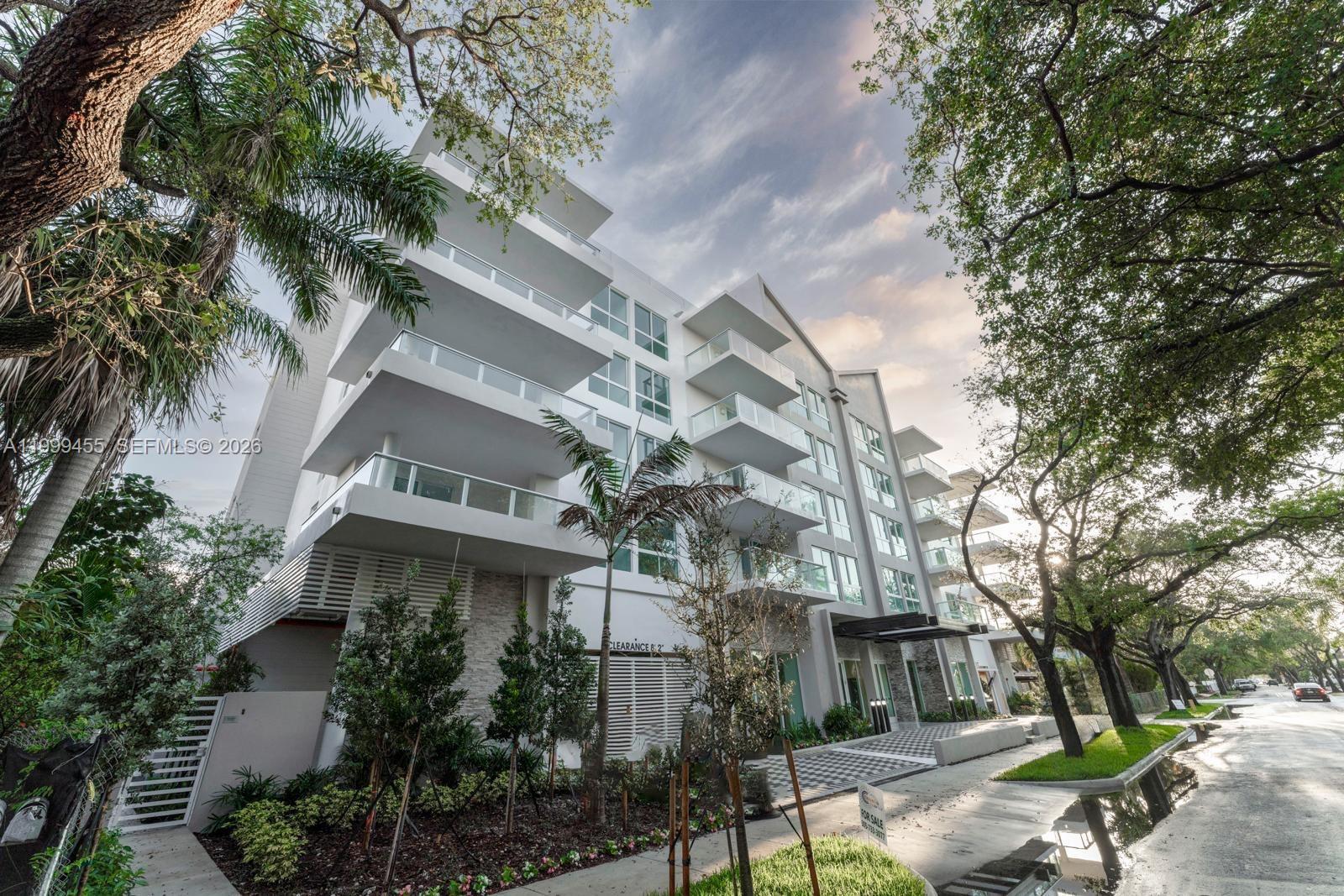 1850 Monroe St #410, Hollywood FL 33020