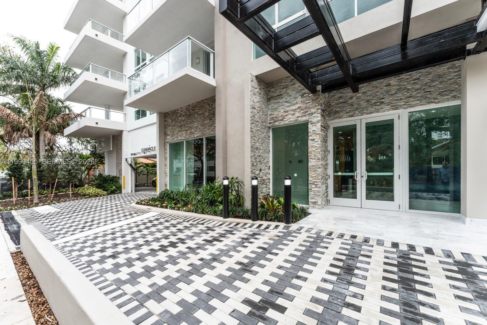 1850 Monroe St #410, Hollywood FL 33020